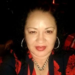 Meet your Posher, Cecelia